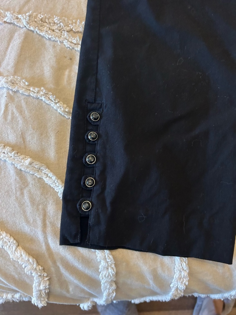 Zac & Rachel Black Cropped Pants with Side Button Detail - Picture 3 of 8